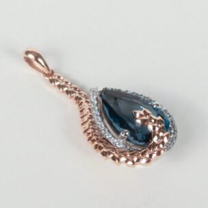 Doramar pendant